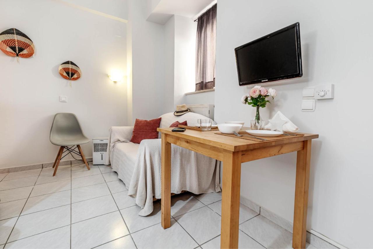 Stylish Old Town Apartment