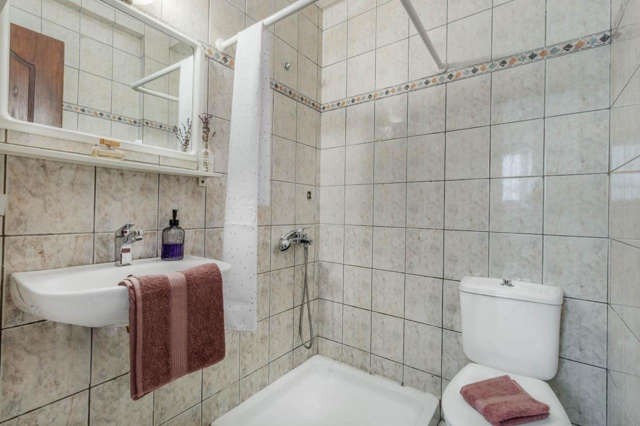 Stylish Old Town Apartment